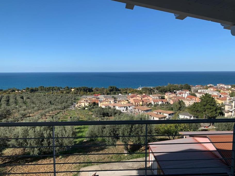 Casa Vista Mare-lato Est *